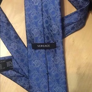 VERSACE light blue Medusa head silk tie